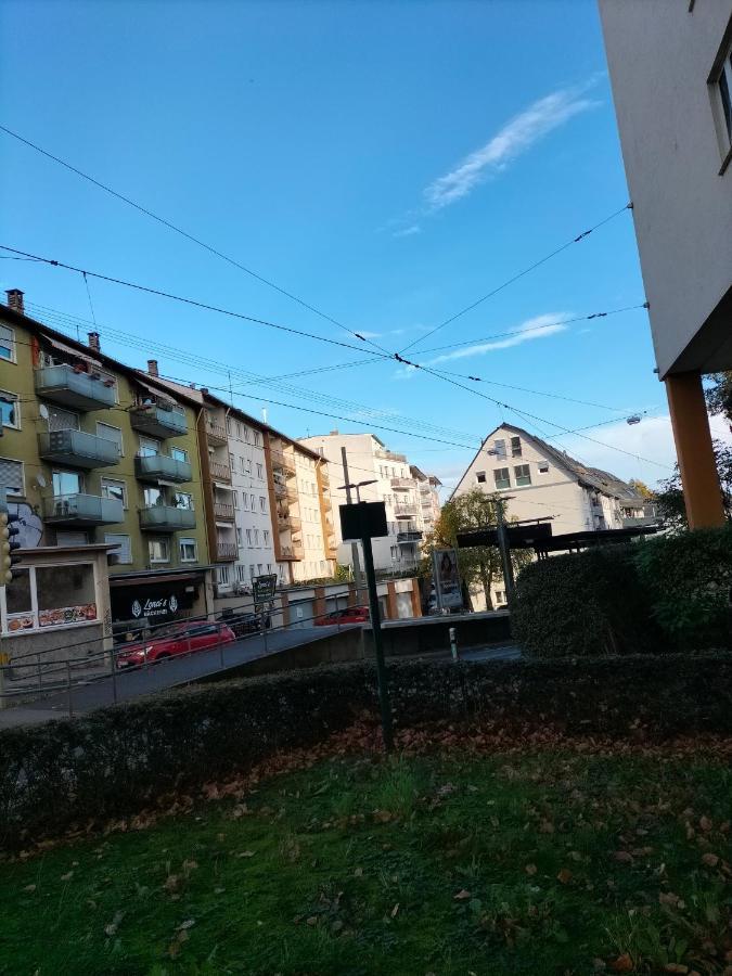 Апартаменты Stuttgart Holiday 02 Экстерьер фото